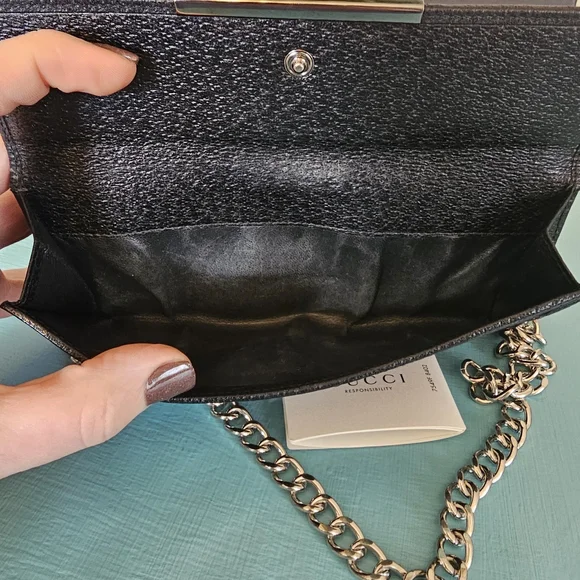Gucci GG Continental Wallet - Picture 4 of 15